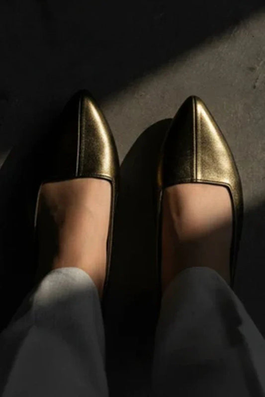 Chapter 13 - Sandals - Bare Point