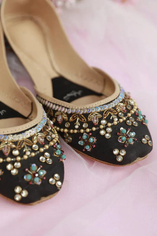 Picture of Saheliyan - Heer Collection - Ahina - Available at Raja Sahib