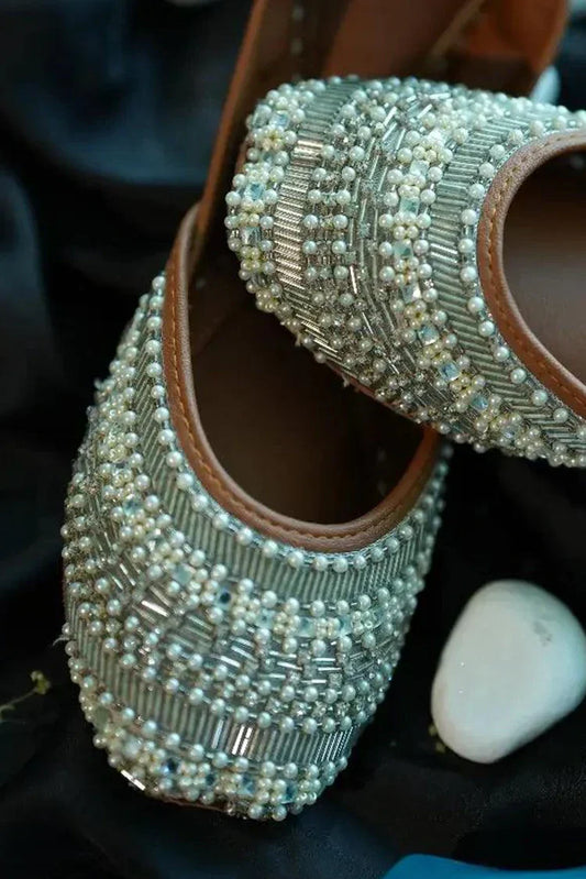 Picture of <!--btd-->Saheliyan - Kikli Collection - Allure Silver - Available at Raja Sahib