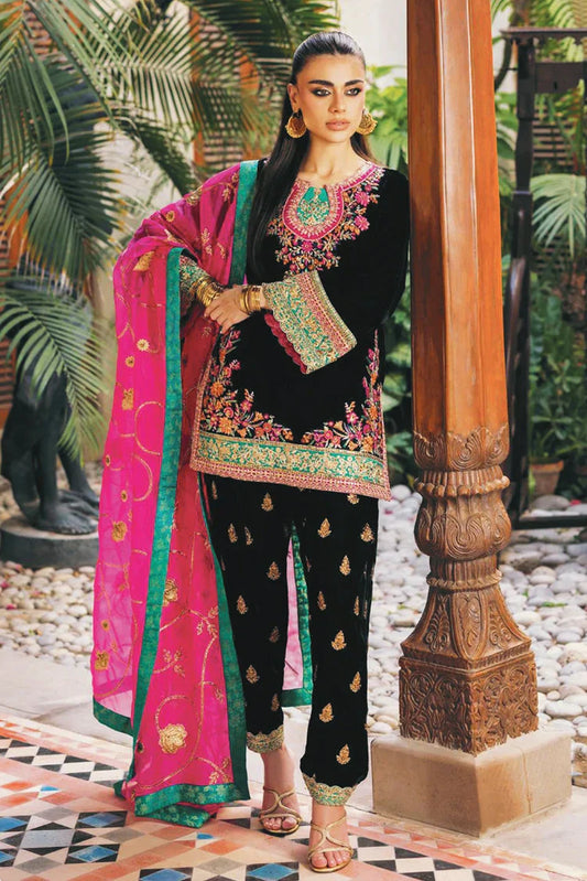 Zainab Chottani - Luxury Velvet Collection - 08 Zeba - Unstitched