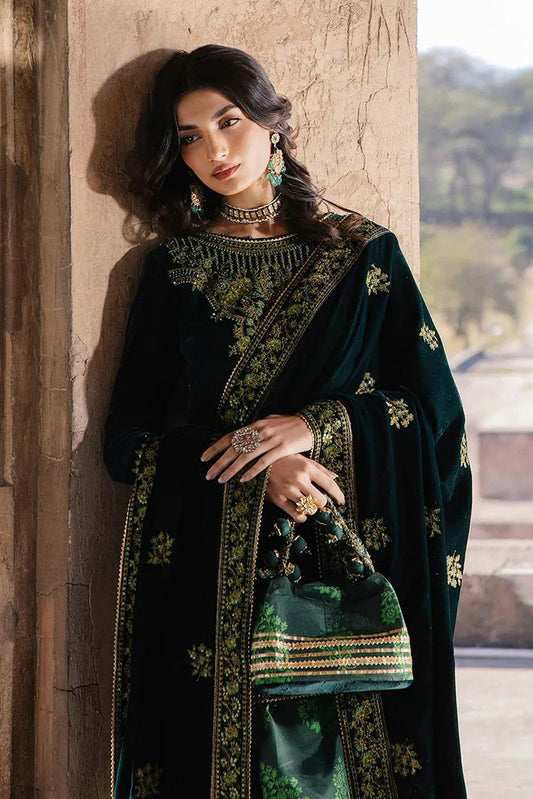 Zarizaa - Mukhtar e Khaas Festive Velvet Collection - 04 Najaf - Unstitched