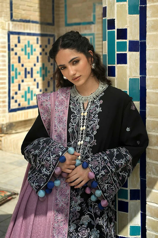 Mushq - Hemline Beneath The Skies Of Bukhara - 05-Bazaar Trail - Unstitched