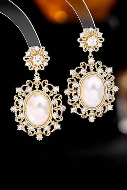 Blumoon - Pearl Drop - Earrings - Gold
