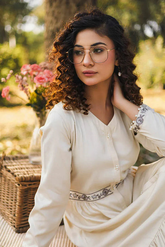 Hada - Threaded Tales - Softstone