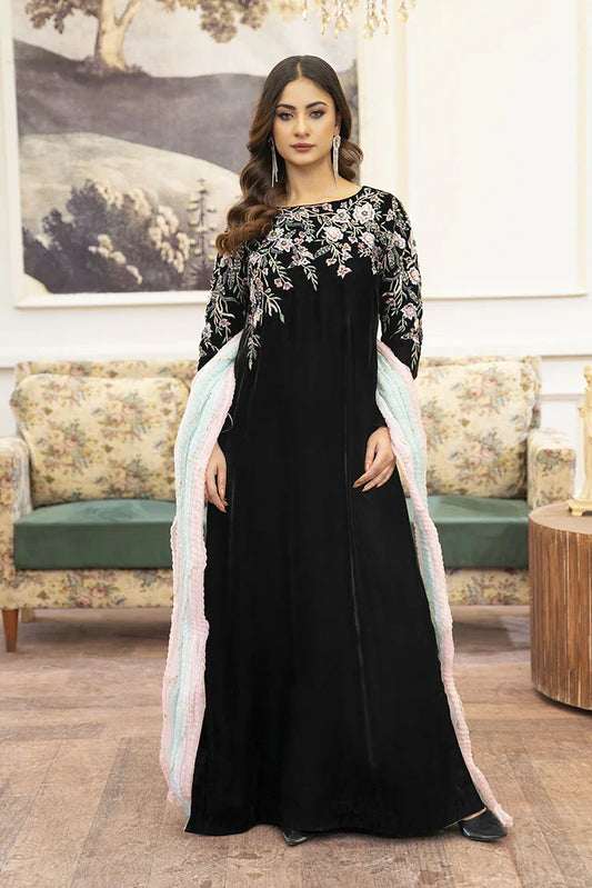 Picture of Hadia Batool - Parizad Collection - Kanari - Available at Raja Sahib