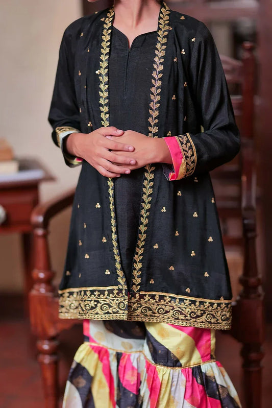 KDD-02762 | Black & Gold | Formal 3 Piece Suit | Row Silk Fancy Fabric