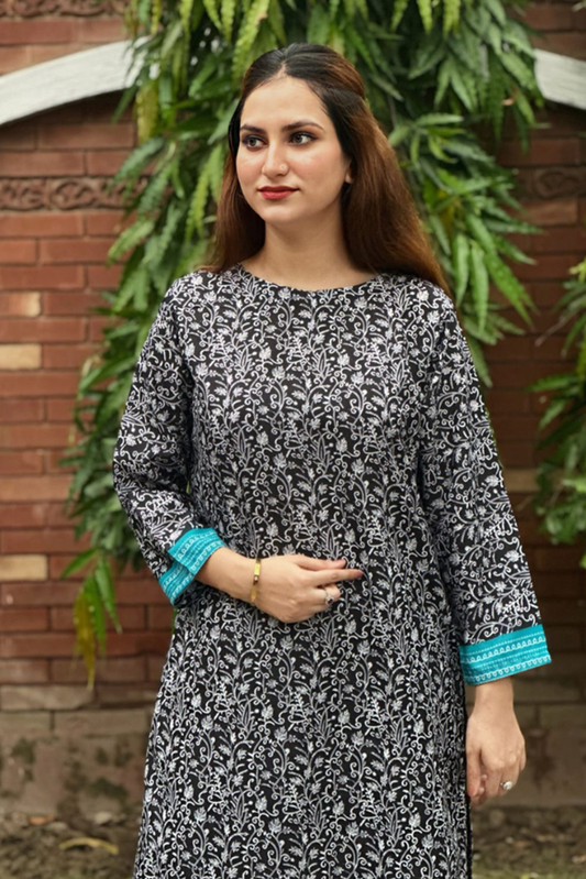 Picture of <!--ajj-->Damask - Embroidered Winter Pret Collecion - 2 PC - Klara - Available at Raja Sahib