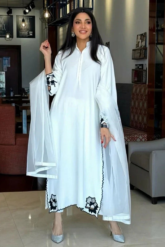 Manahils - White Premium Scallop