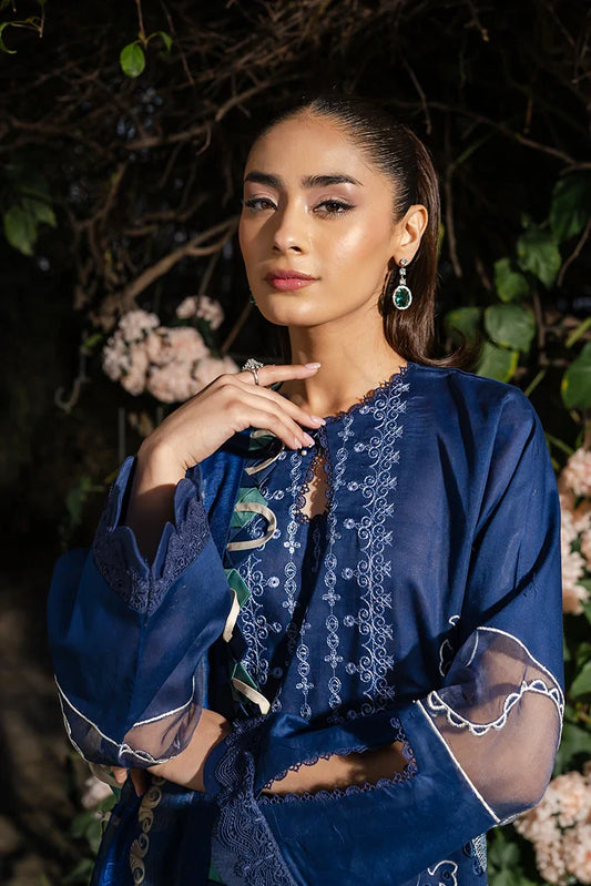 Noran's - Festive Edit - Bluebell Bliss Nlec - PR16