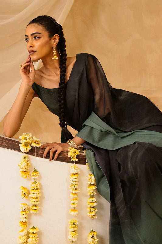 Nooran's - Renee Saree Collection - Luxurious Dark Green