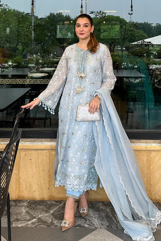 RJ'S Pret - Twilight Soiree - Frosted Sky