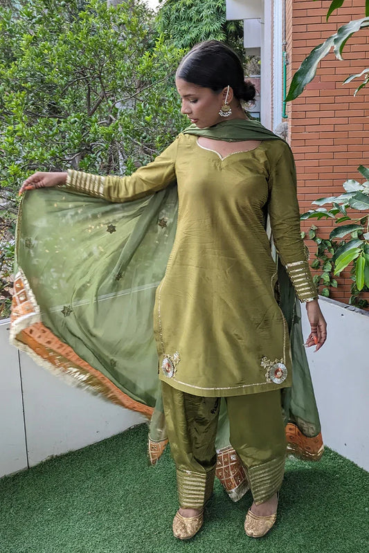 Saarya - Dilruba Festive - Gehana