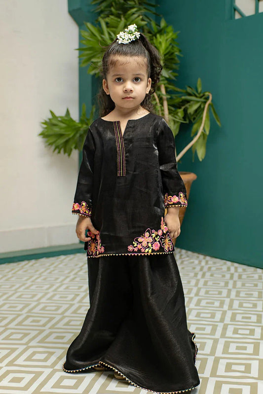 Sania Khan Studio - Ebony Garden