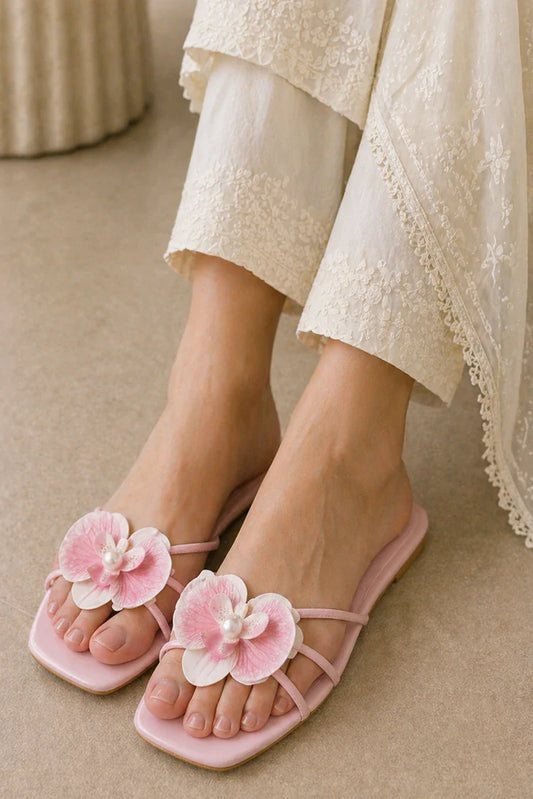 On Your Feets - Slider - Pinkie