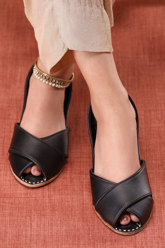 Picture of Saheliyan - Surkhaab Collection - Siyah - Available at Raja Sahib