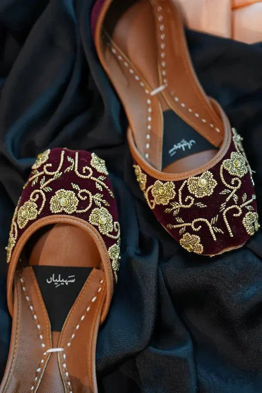 Picture of Saheliyan - Kikli Collection - Scarlet - Available at Raja Sahib