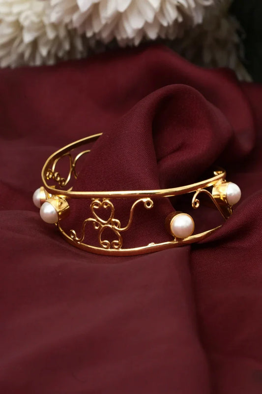 Zehnaz - Gold-Plated Brass Pearl Filigree Cuff Bangle Elegant Statement Jewelry