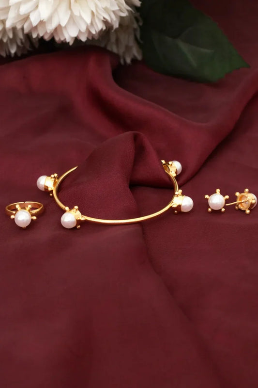 Zehnaz - Gold-Plated Pearl Jewelry Set Bangle, Ring & Stud Earrings