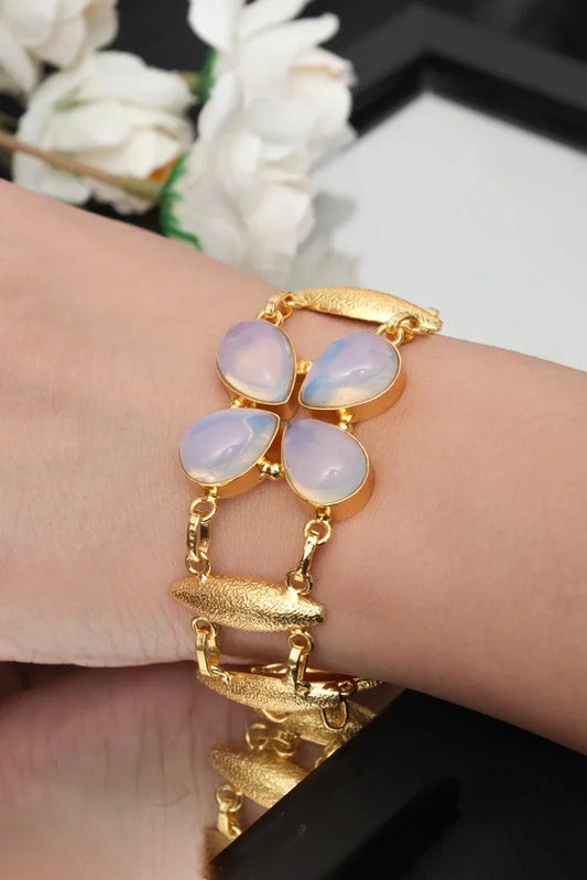 Zehnaz - Gold-Tone Teardrop Opal Clover Link Bracelet Elegant Floral Design