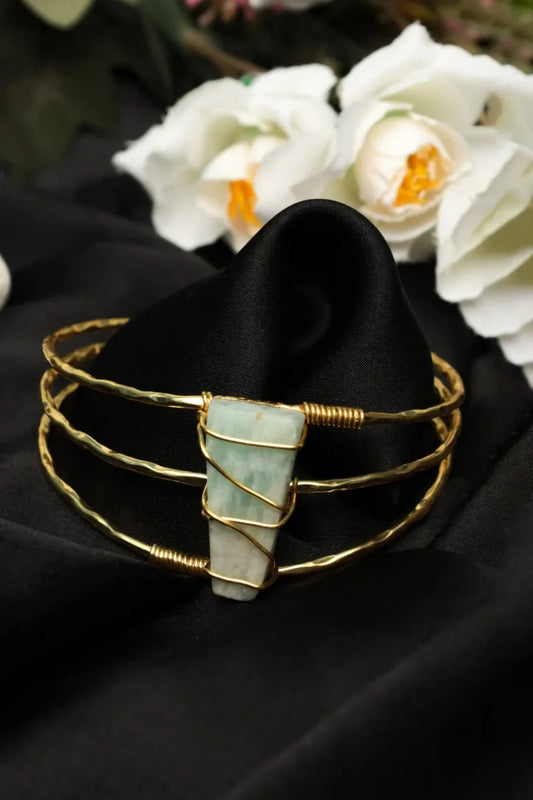 Zehnaz - Handmade Gold-Tone Wire Wrapped Green Stone Cuff Bracelet Boho Statement Jewelry