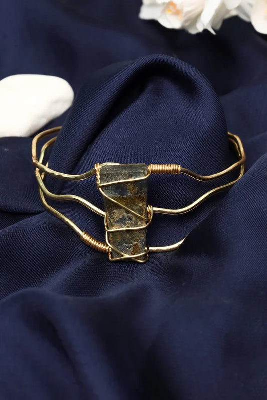 Zehnaz - Wire Wrapped Rough Stone Cuff Bracelet Handmade Gold Adjustable Bangle