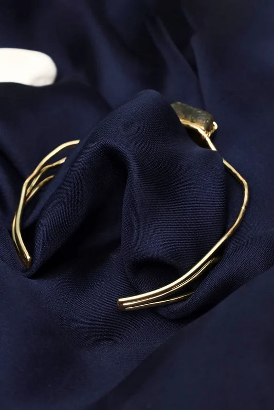 Zehnaz - Wire Wrapped Rough Stone Cuff Bracelet Handmade Gold Adjustable Bangle