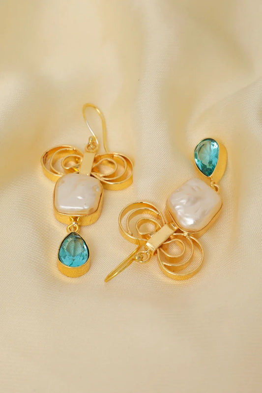 Zehnaz - Baroque Pearl Drop Earrings