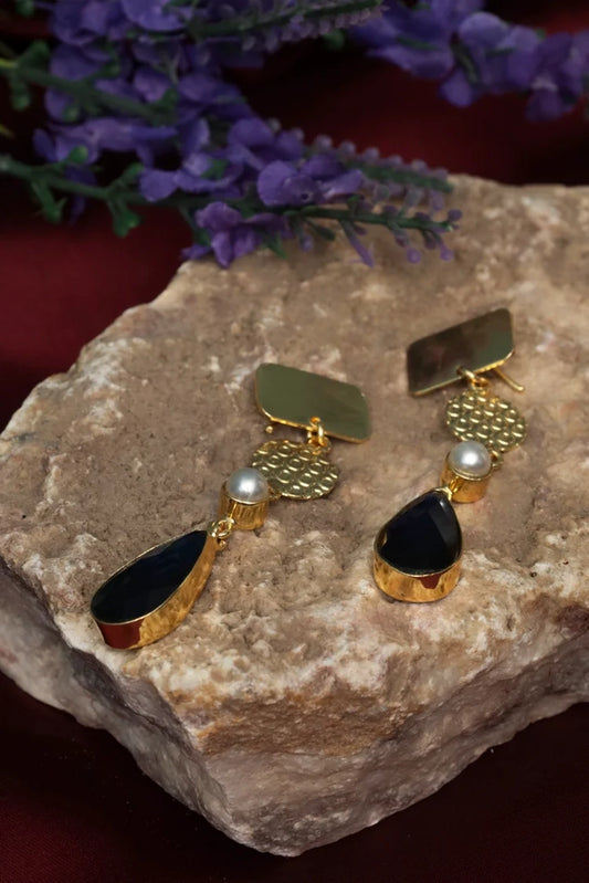 Zehnaz - Gold-Plated Onyx Pearl Drop Earrings