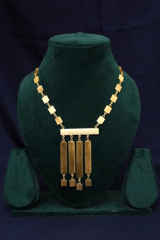 Zehnaz - Golden Fringe Necklace Gold-Plated Geometric Statement Jewelry