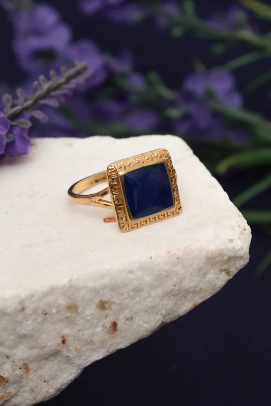 Zehnaz - Gold Plated Signet Ring with Square Lapis Lazuli and Greek Key Design