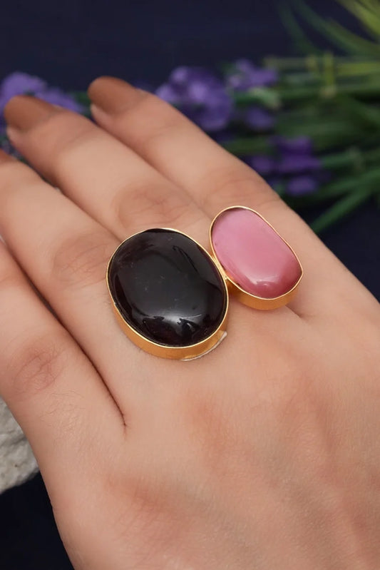 Zehnaz - Gold Plated Double-Stone Ring with Amethyst and Rose Quartz