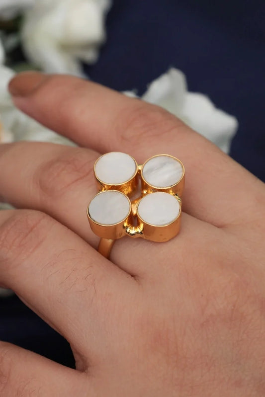 Zehnaz - Gold Plated Ring with White Oval Inlays