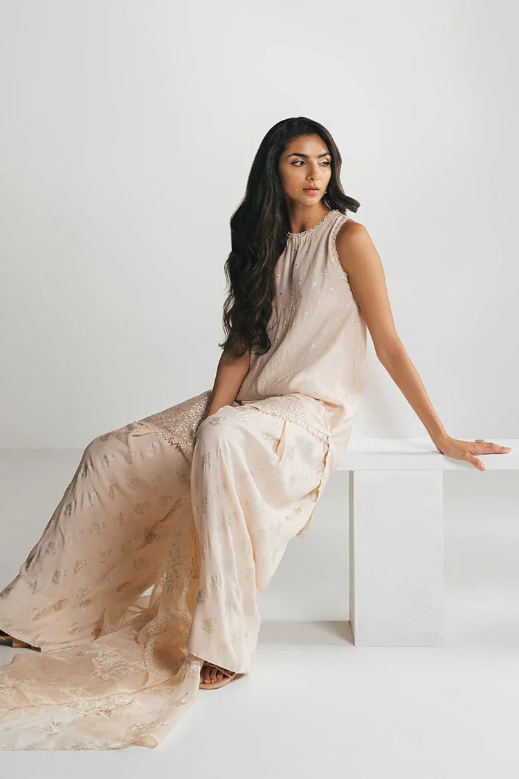 Picture of Cross Stitch - Luxe Atelier Vol 4 - Peach Whip - Available at Raja Sahib