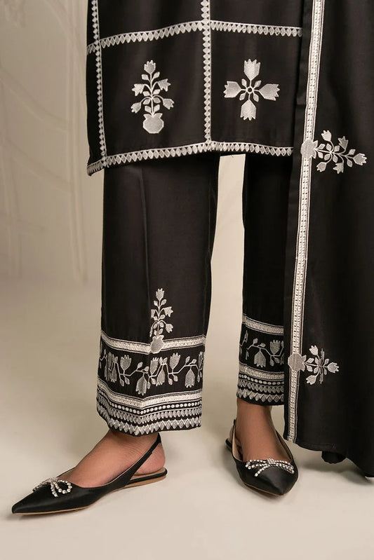 Cross Stitch - Noir Ecru - 3 Piece