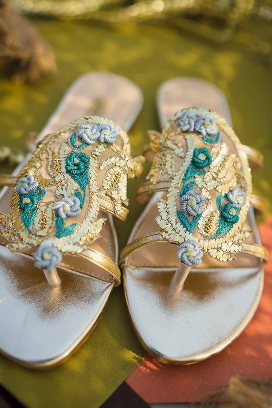 Chapter 13 - Chappals - Mehfil Patta - Golden