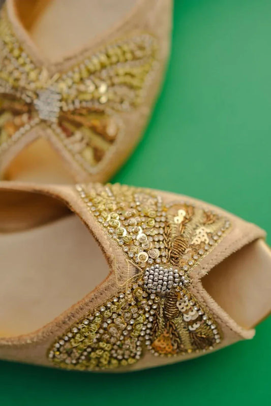 Chapter 13 - Peep Toe - Magellan