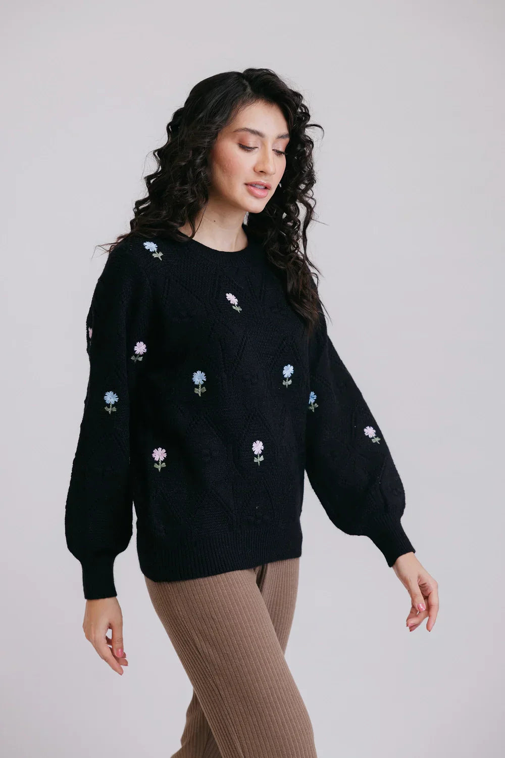 Picture of <!--azu-->Full Sleeves Round Neck Pullover Sweater - Available at Raja Sahib