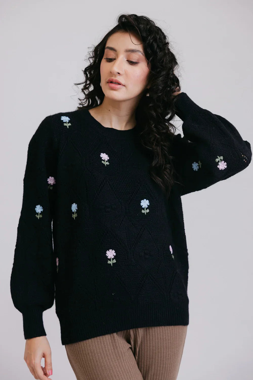 Picture of <!--azu-->Full Sleeves Round Neck Pullover Sweater - Available at Raja Sahib