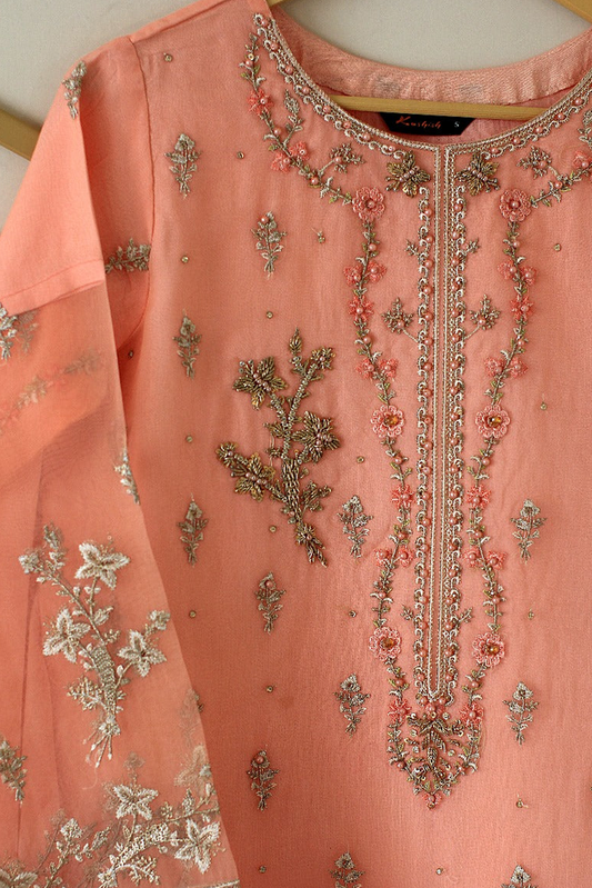 Picture of Kashish - Formals Luxury Pret - Peach - 6196 - Available at Raja Sahib