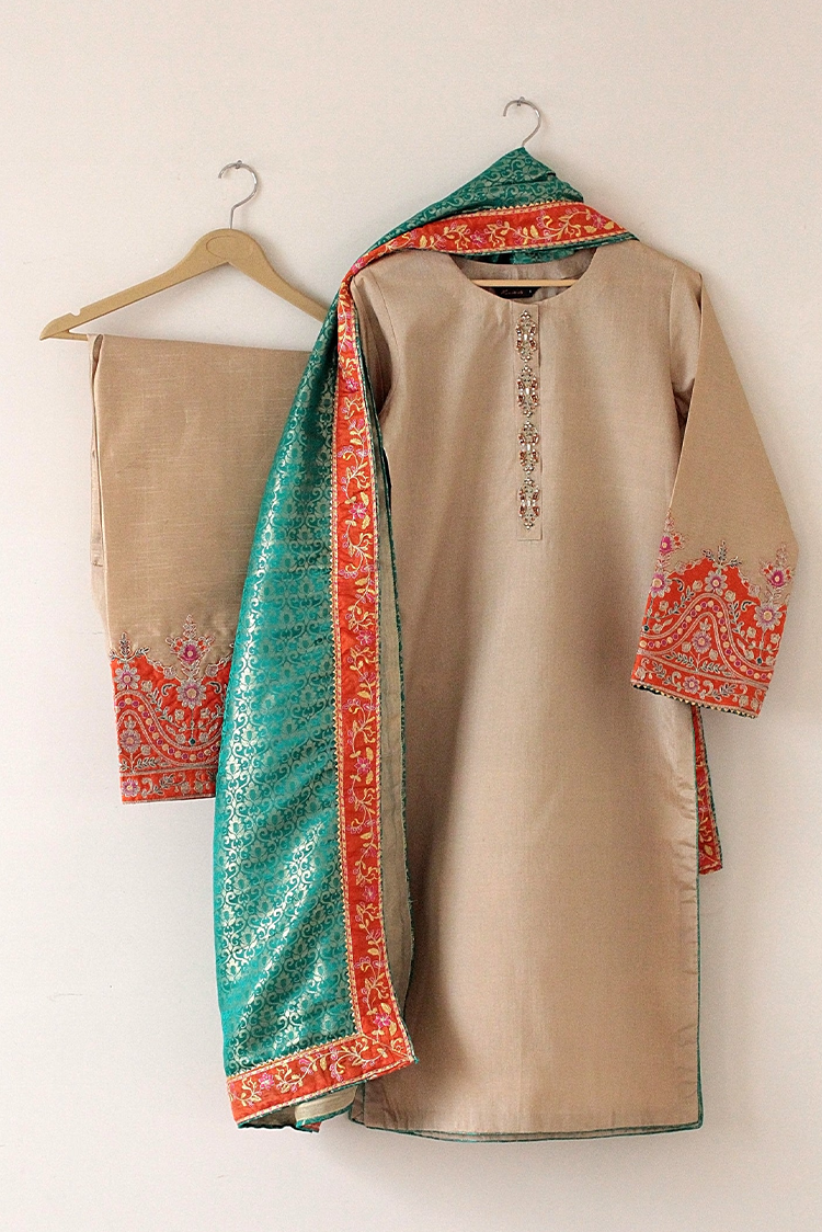 Picture of Kashish - Formals Luxury Pret - Tortilla - 7042 - Available at Raja Sahib