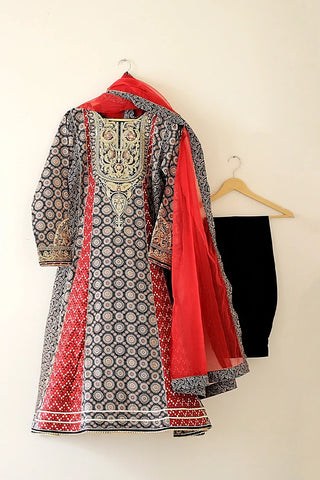 Kashish - Reaty to Wear 3 PC Lawn Suit - Black - 7076