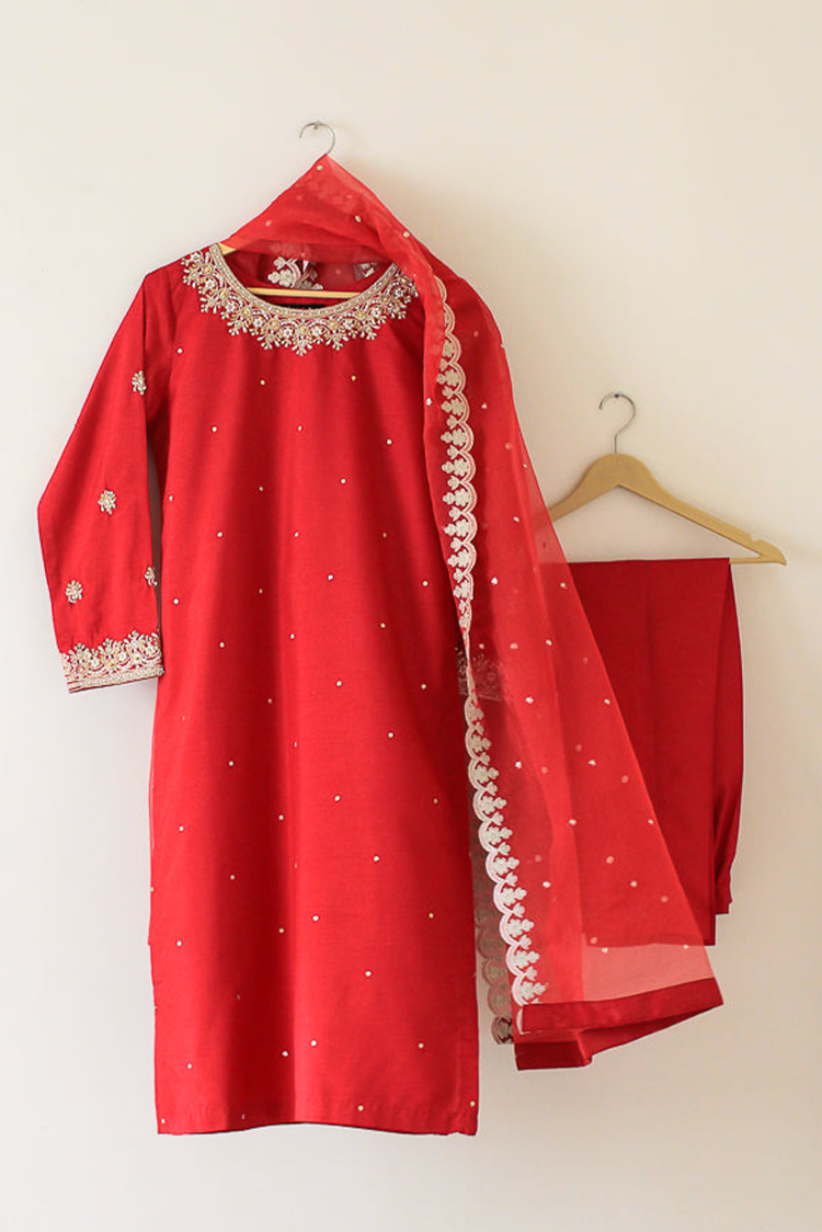 Picture of Kashish - Formals Luxury Pret - Red - 7101 - Available at Raja Sahib