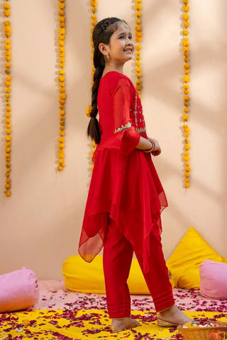 Picture of Modest - Festive Edit 1 - Meenah - Available at Raja Sahib