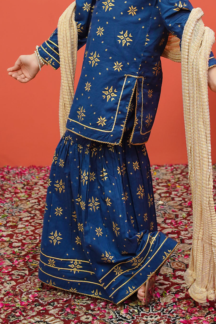 Picture of Modest - Cambric Printed 3 Piece Suit - 8555 - Available at Raja Sahib