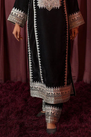 Picture of Threads & Motifs - 3 PC Velvet Collection 2024 - 9292 - Available at Raja Sahib