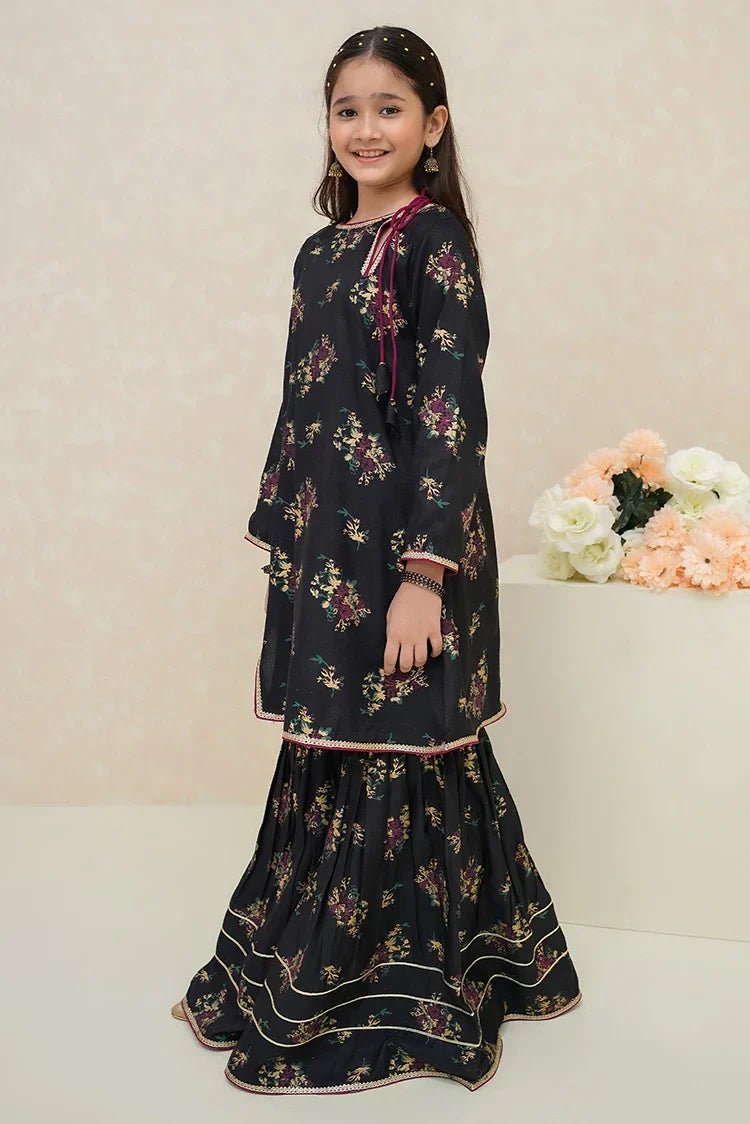 Picture of <!--bms-->Modest - Siyara - Available at Raja Sahib