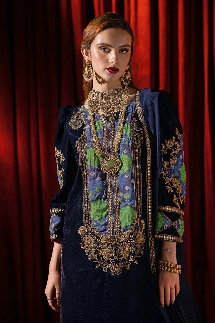 Picture of Charizma - Signora Premium Embroidered Velvet Edit Vol 1 - CVT4-09 - Unstitched - Available at Raja Sahib