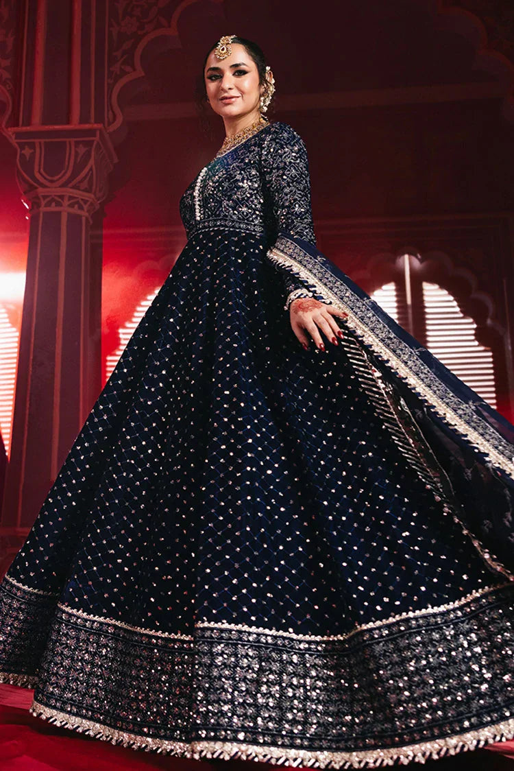 Picture of Asim Jofa - Makhmal Collection - AJMV-03 - Unstitched - Available at Raja Sahib