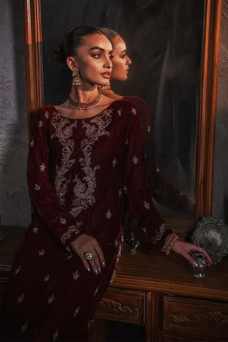 Picture of Muraad - Ayra Luxe Velvet Collection Vol 2 - 01 Alvira - Unstitched - Available at Raja Sahib