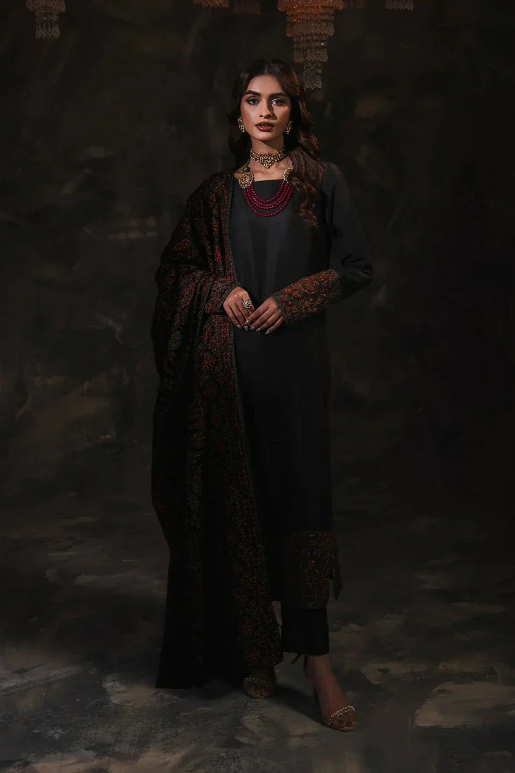 Picture of Muraad - Ayra Luxe Velvet Collection Vol 2 - 03 Soraya - Unstitched - Available at Raja Sahib